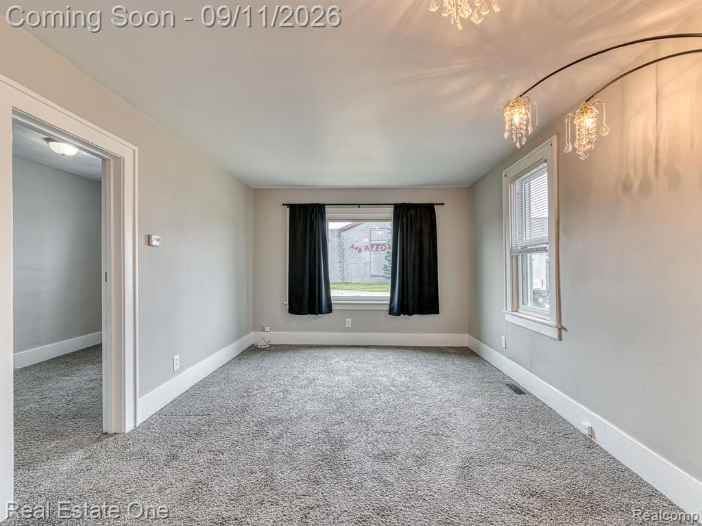 338 Goddard Road Wyandotte, MI 48192 - Photo 14 of 28 Gallery Image 14
