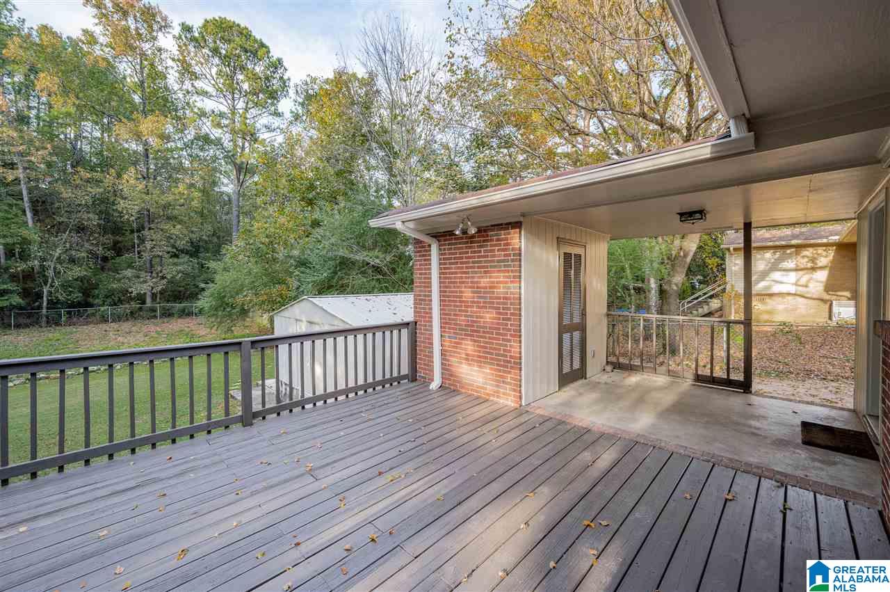1524 Cresthill Road Birmingham, AL 35213 - Photo 3 of 33