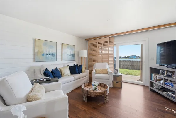 $388,900 | 2701 Bayhouse Drive, Unit 2701, Rockport, TX 78382