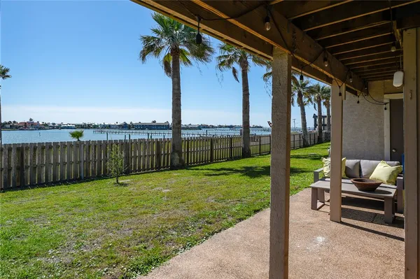 $388,900 | 2701 Bayhouse Drive, Unit 2701, Rockport, TX 78382