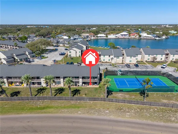 $388,900 | 2701 Bayhouse Drive, Unit 2701, Rockport, TX 78382