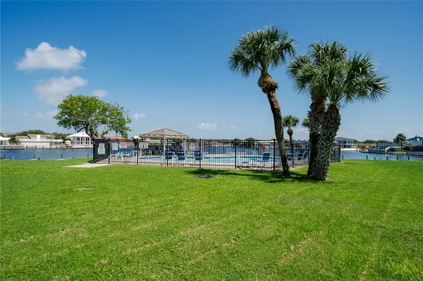 $388,900 | 2701 Bayhouse Drive, Unit 2701, Rockport, TX 78382