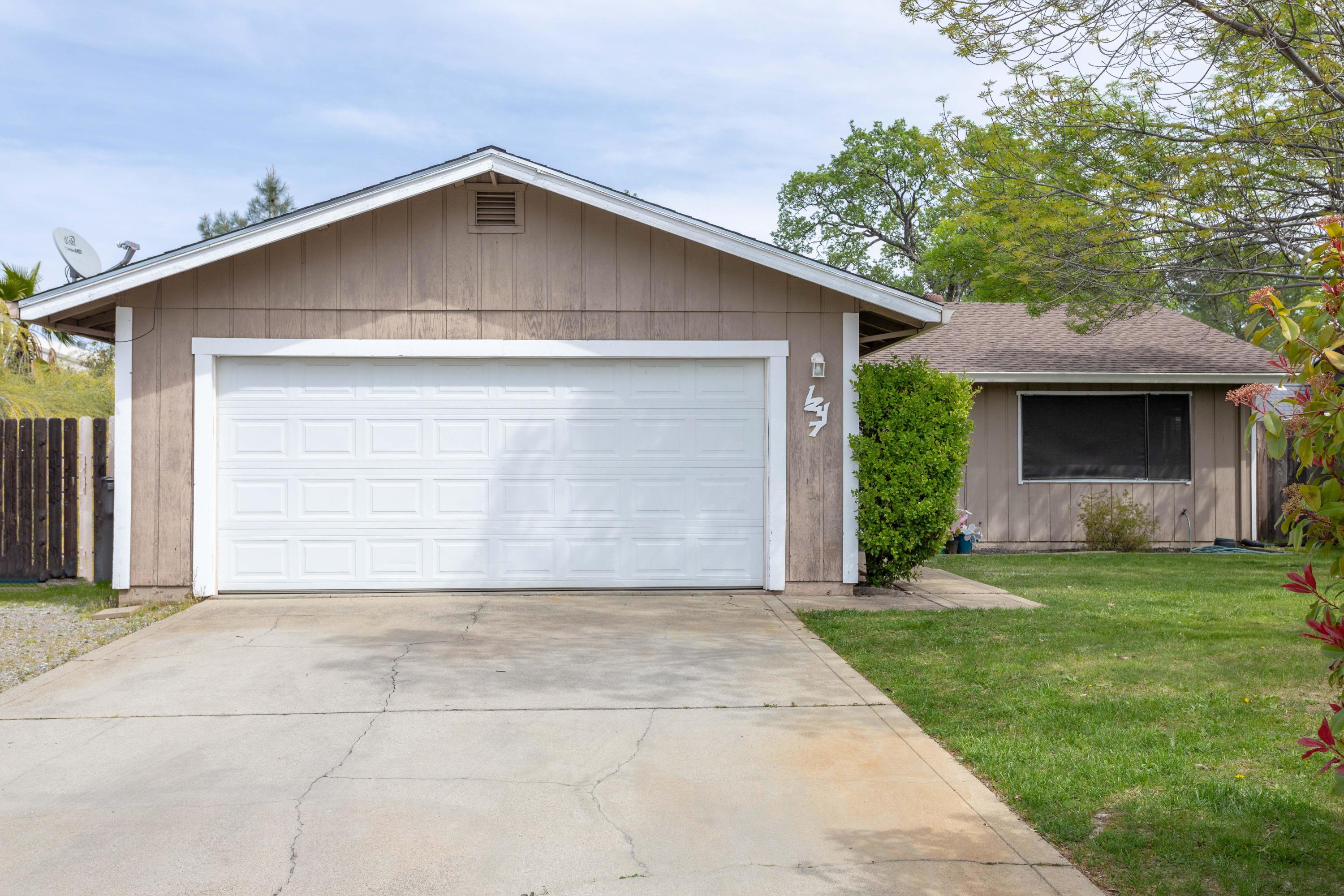 1247 Beltline Road Redding, CA 96003 - Photo 1 of 9 254A2259