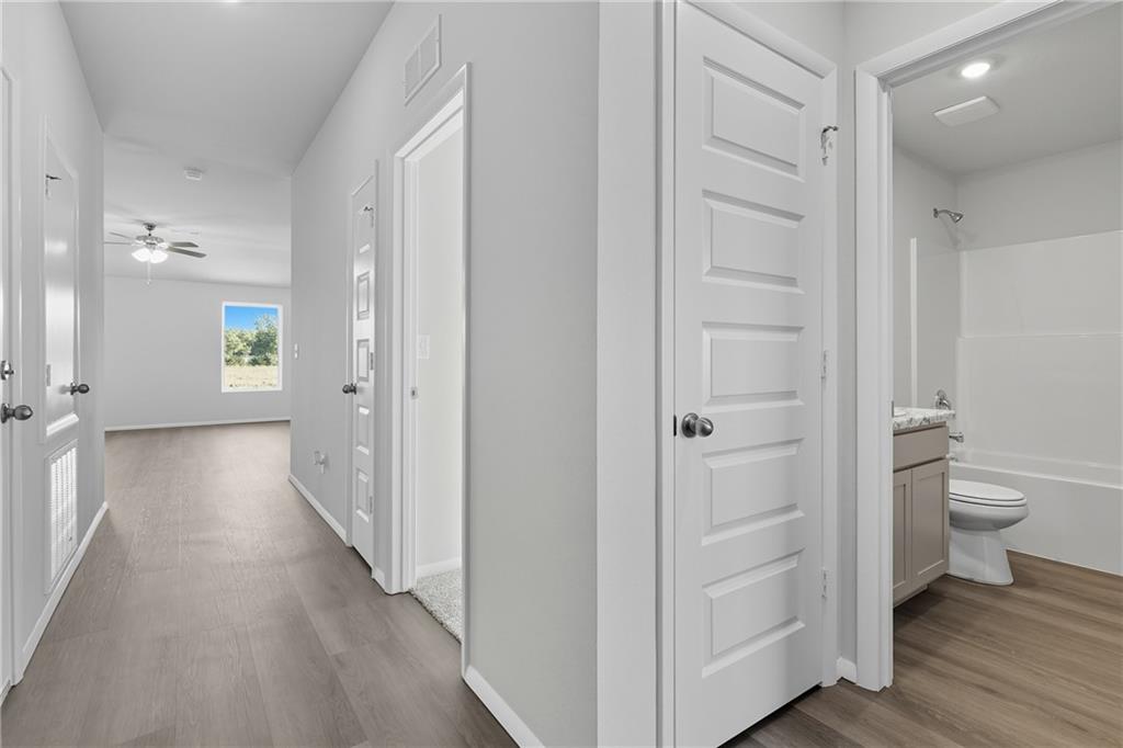 20829 Fairview Street Edgerton, KS 66021 - Photo 2 of 22