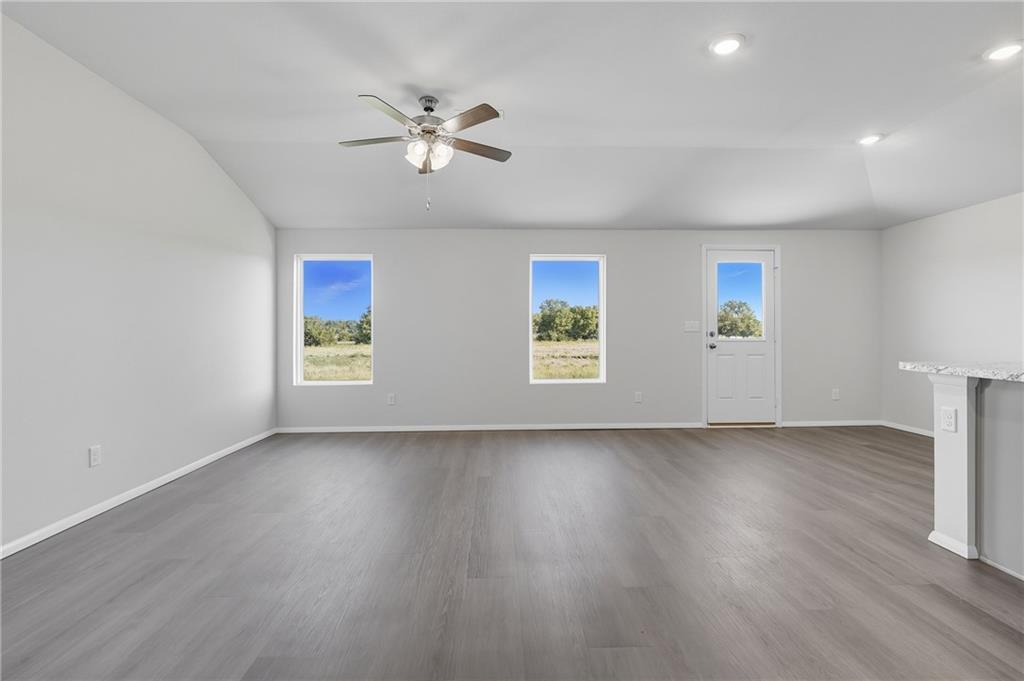 20829 Fairview Street Edgerton, KS 66021 - Photo 9 of 22