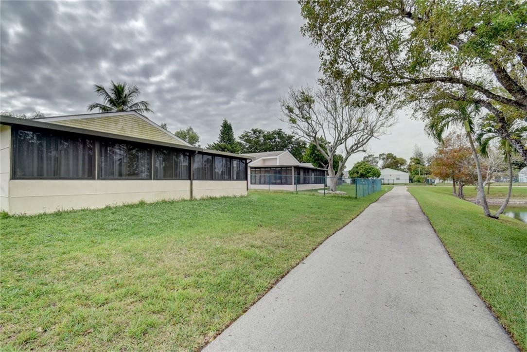 8383 Summer Field Place Boca Raton, FL 33433 - Photo 25 of 27 Photo 25