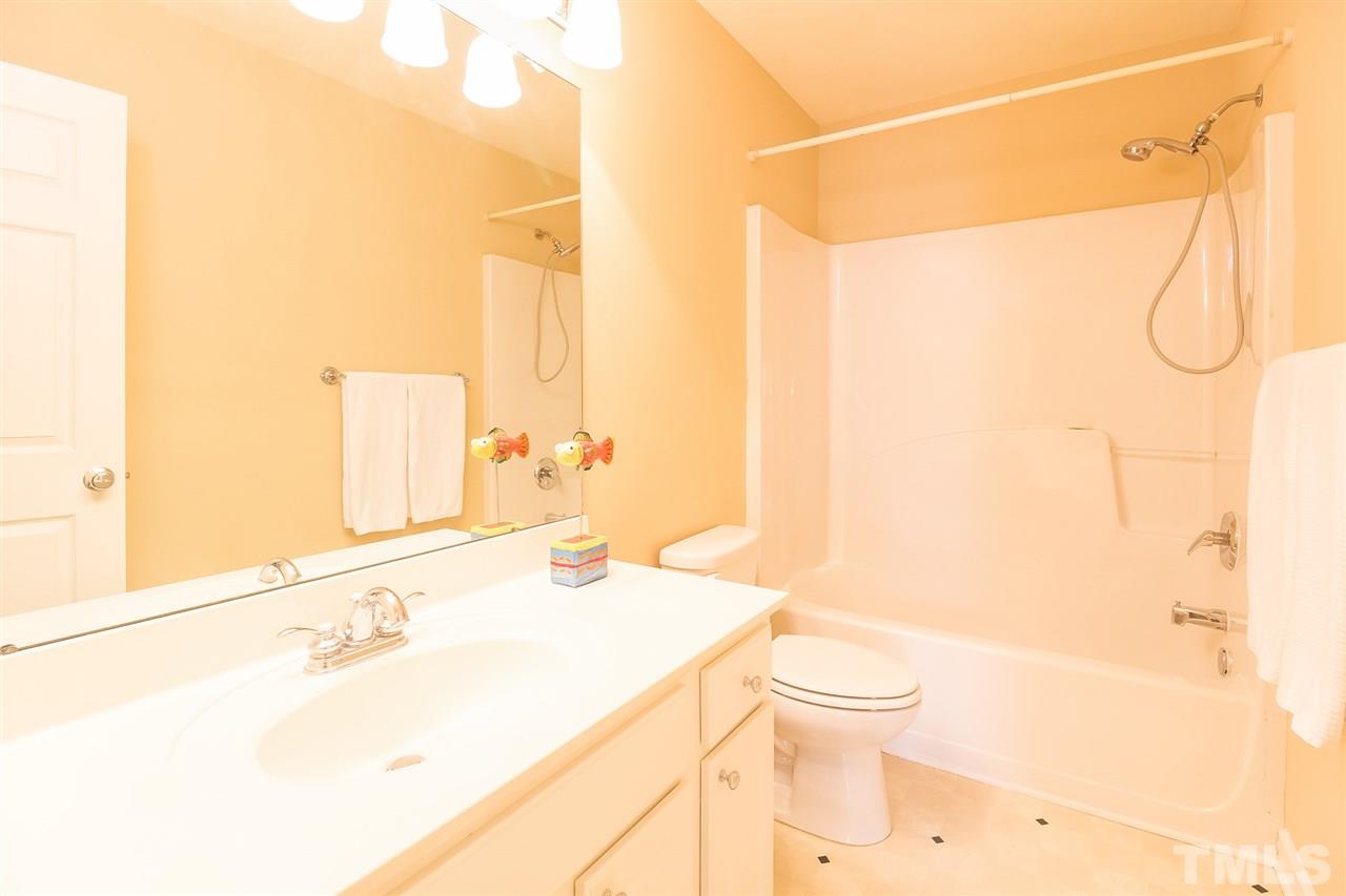 8425 Summersprings Lane Raleigh, NC 27615 - Photo 14 of 25 Gallery Image 14