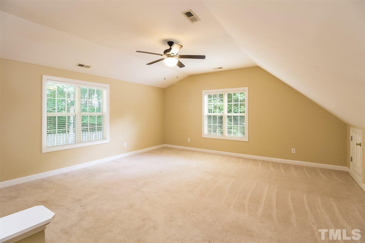 8425 Summersprings Lane Raleigh, NC 27615 - Photo 17 of 25 Gallery Image 17