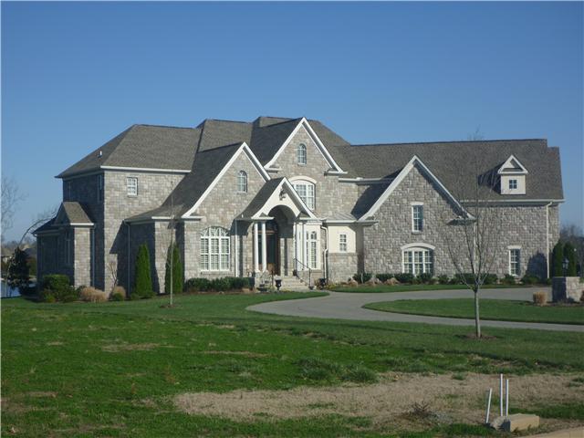 Home next to Lot