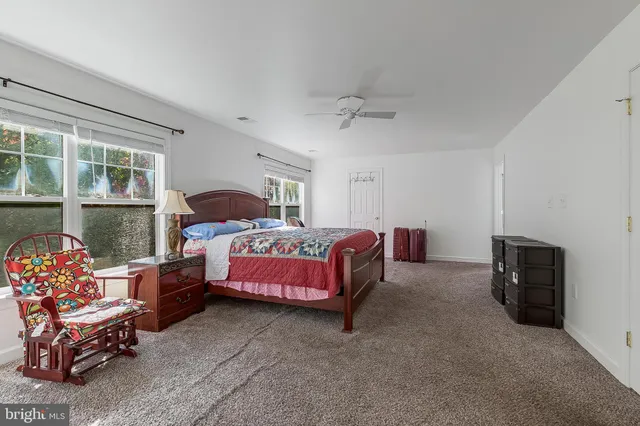 $2,850 | 8265 Glade Bank Drive, Manassas, VA 20111