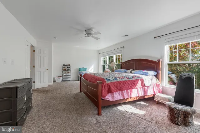 $2,850 | 8265 Glade Bank Drive, Manassas, VA 20111