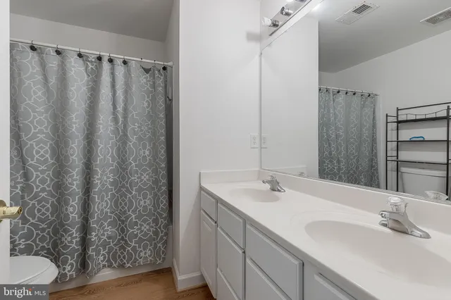 $2,850 | 8265 Glade Bank Drive, Manassas, VA 20111