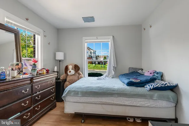 $2,850 | 8265 Glade Bank Drive, Manassas, VA 20111