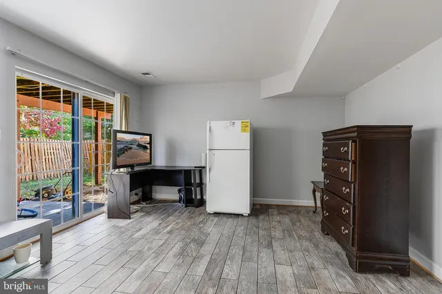 $2,850 | 8265 Glade Bank Drive, Manassas, VA 20111