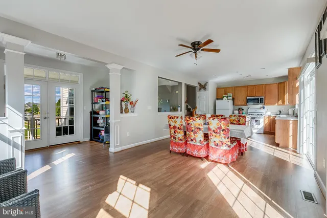 $2,850 | 8265 Glade Bank Drive, Manassas, VA 20111