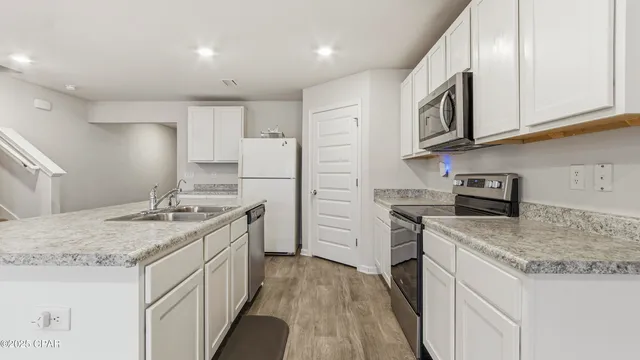 $2,800 | 3996 Silver Spur Road, Panama City, FL 32404