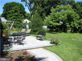 219 Orchard Road Springfield, PA 19064 - Photo 2 of 6