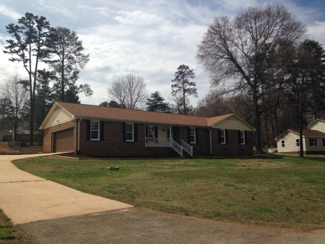 1203 Rideau Road Anderson, SC 29625 - Photo 1 of 13 Gallery Image 1