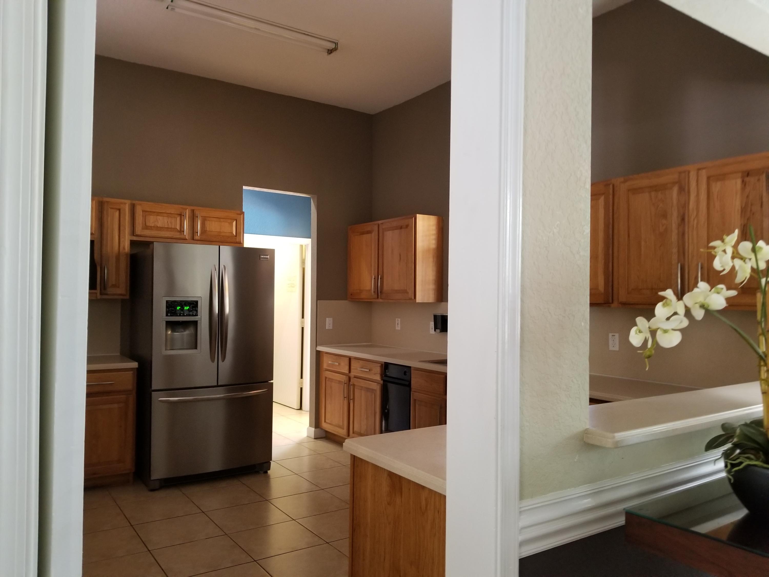 8748 Via Ancho Road Boca Raton, FL 33433 - Photo 29 of 41 Clubhouse Kitchen