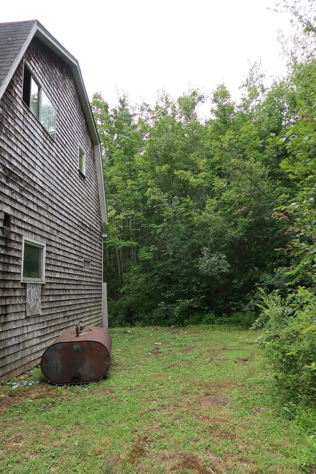 95 Belfast Road Northport, ME 04849 - Photo 8 of 20 IMG_1432