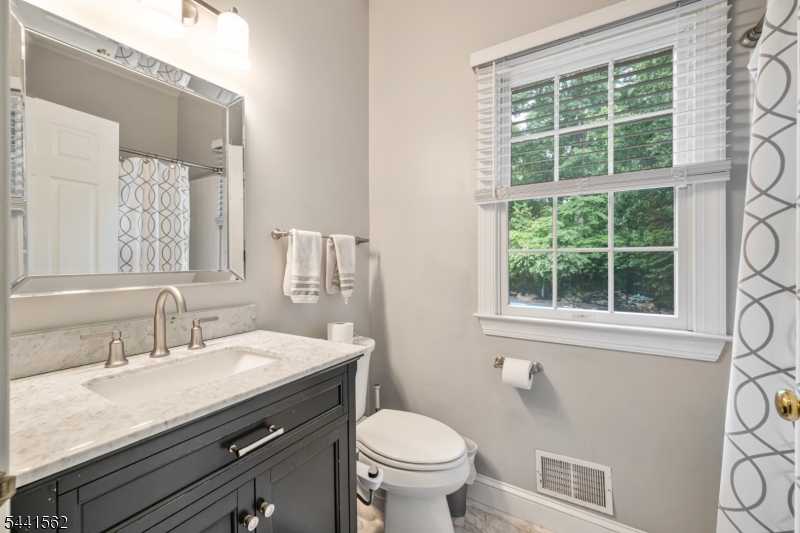 4 Ashley Drive Flanders, NJ 07836 - Photo 35 of 48