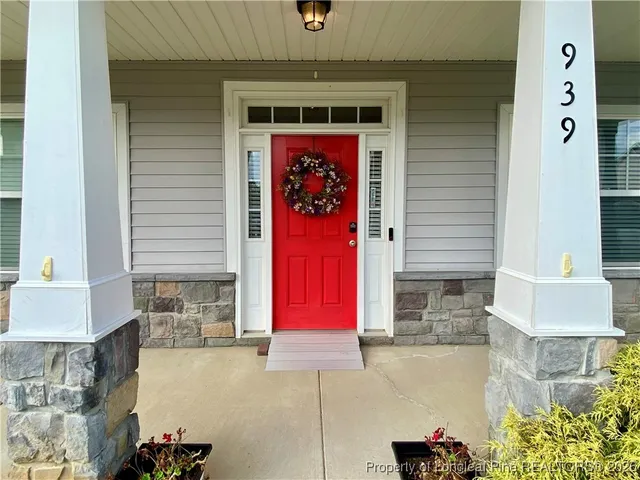 $359,900 | 939 Ronald Reagan Drive, Fayetteville, NC 28311