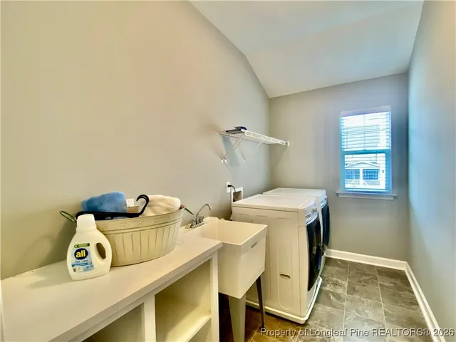 $359,900 | 939 Ronald Reagan Drive, Fayetteville, NC 28311