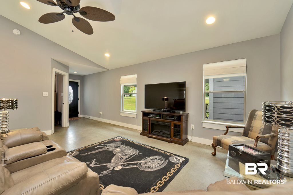 2011 Ridgewood Drive South Lillian, AL 36549 - Photo 6 of 14 Living Room