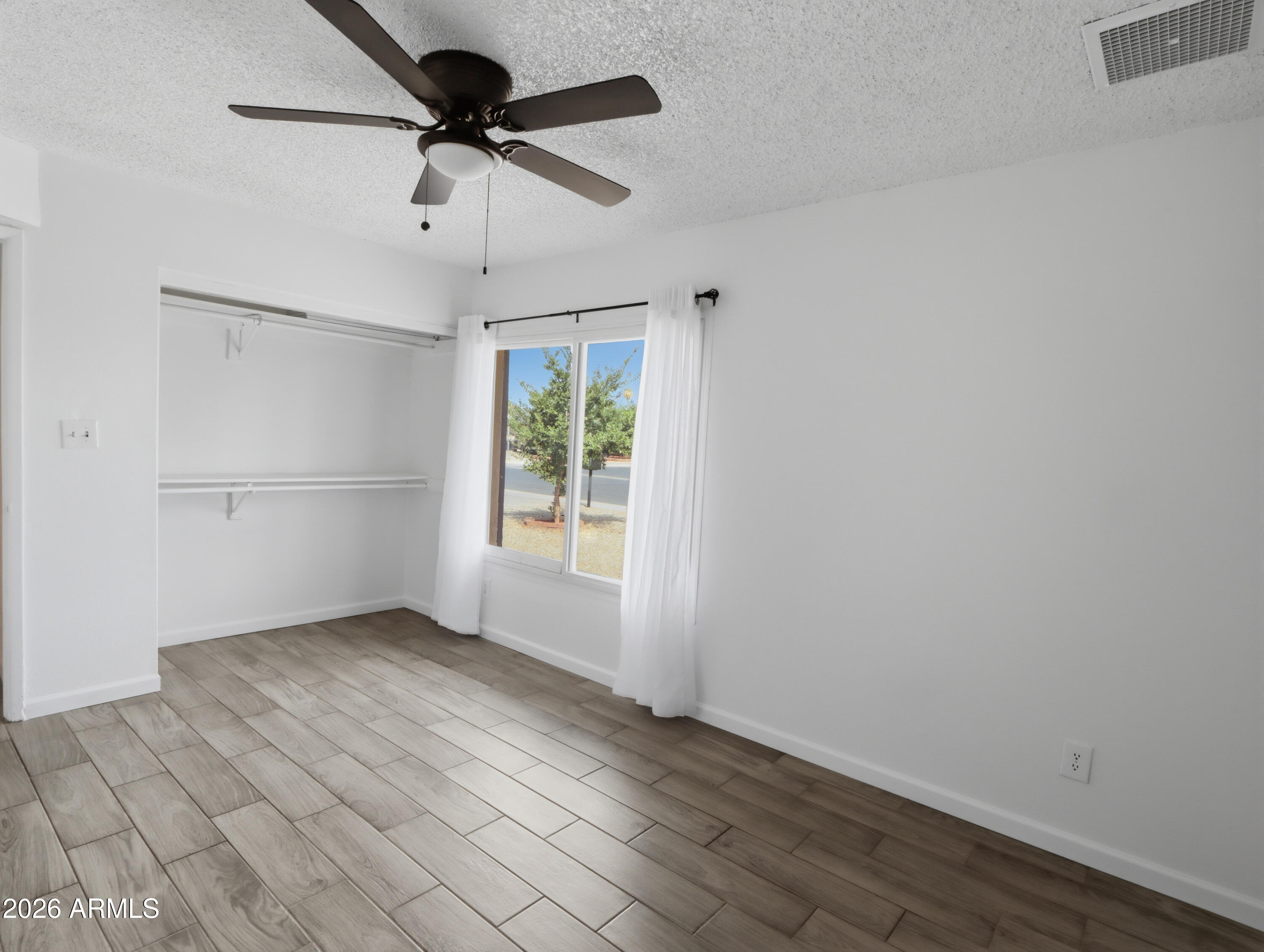 3749 West Dailey Street Phoenix, AZ 85053 - Photo 20 of 38 Dailey-20