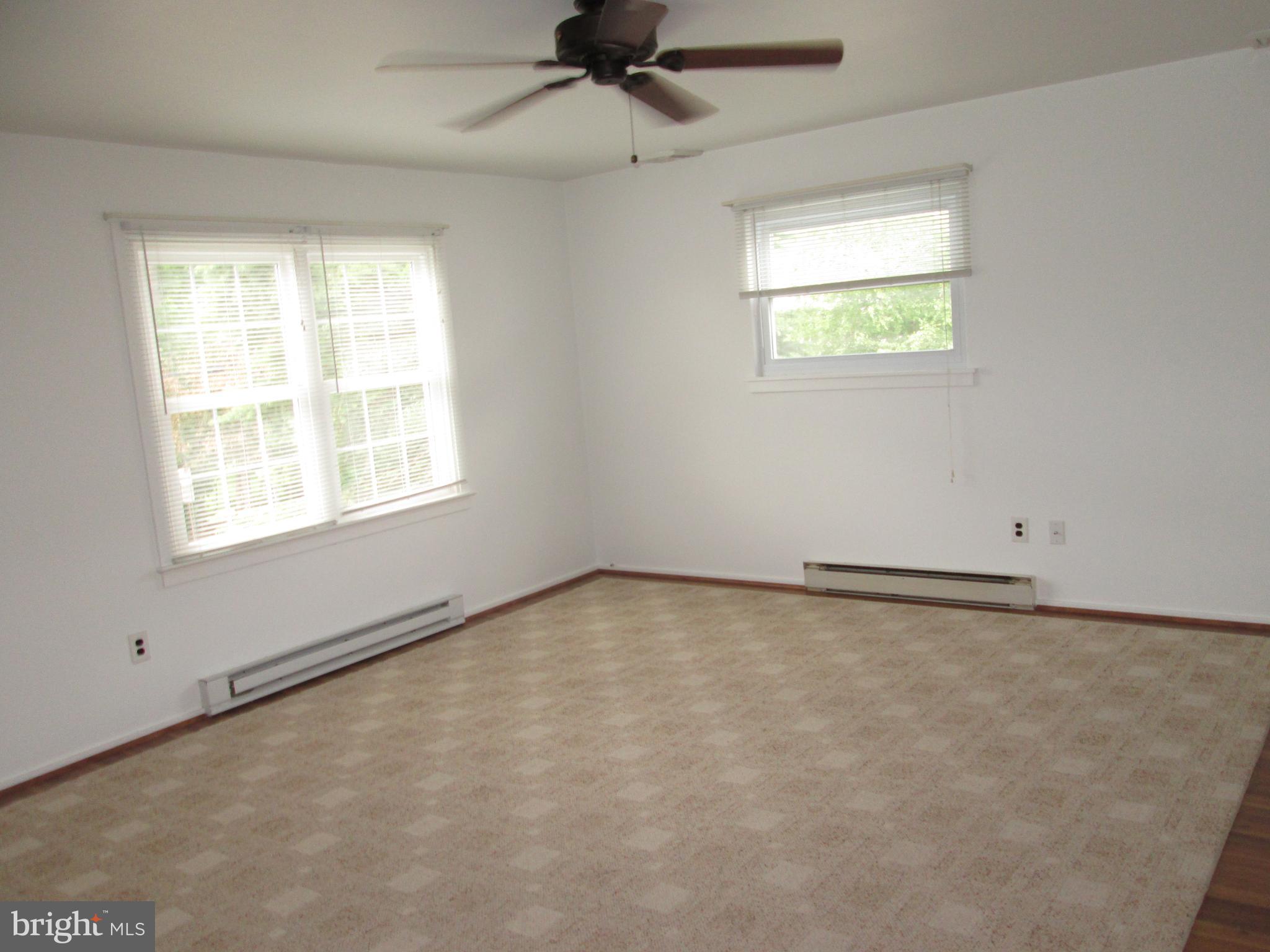 32 Forest Avenue Ambler, PA 19002 - Photo 9 of 23 Living Room