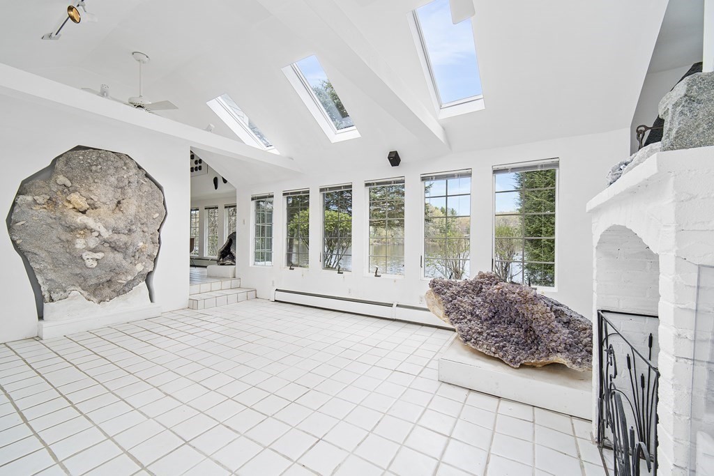 35 South Meadow Road Lancaster, MA 01523 - Photo 42 of 42 Gallery Image 42