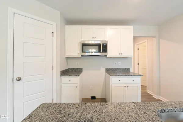 $289,706 | 105 Twin Pnes Court, Unit (LOT 67), La Grange, NC 28551
