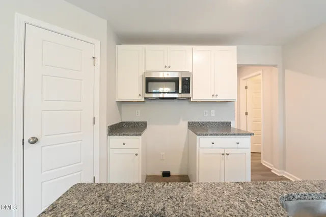 $299,706 | 105 Twin Pnes Court, Unit (LOT 67), La Grange, NC 28551