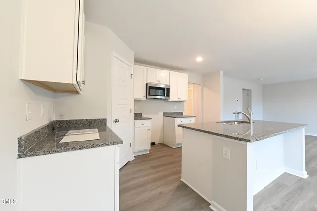 $299,706 | 105 Twin Pnes Court, Unit (LOT 67), La Grange, NC 28551