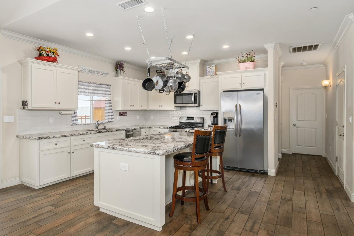 16437 Paula Road Madera, CA 93636 - Photo 8 of 28 Gallery Image 8