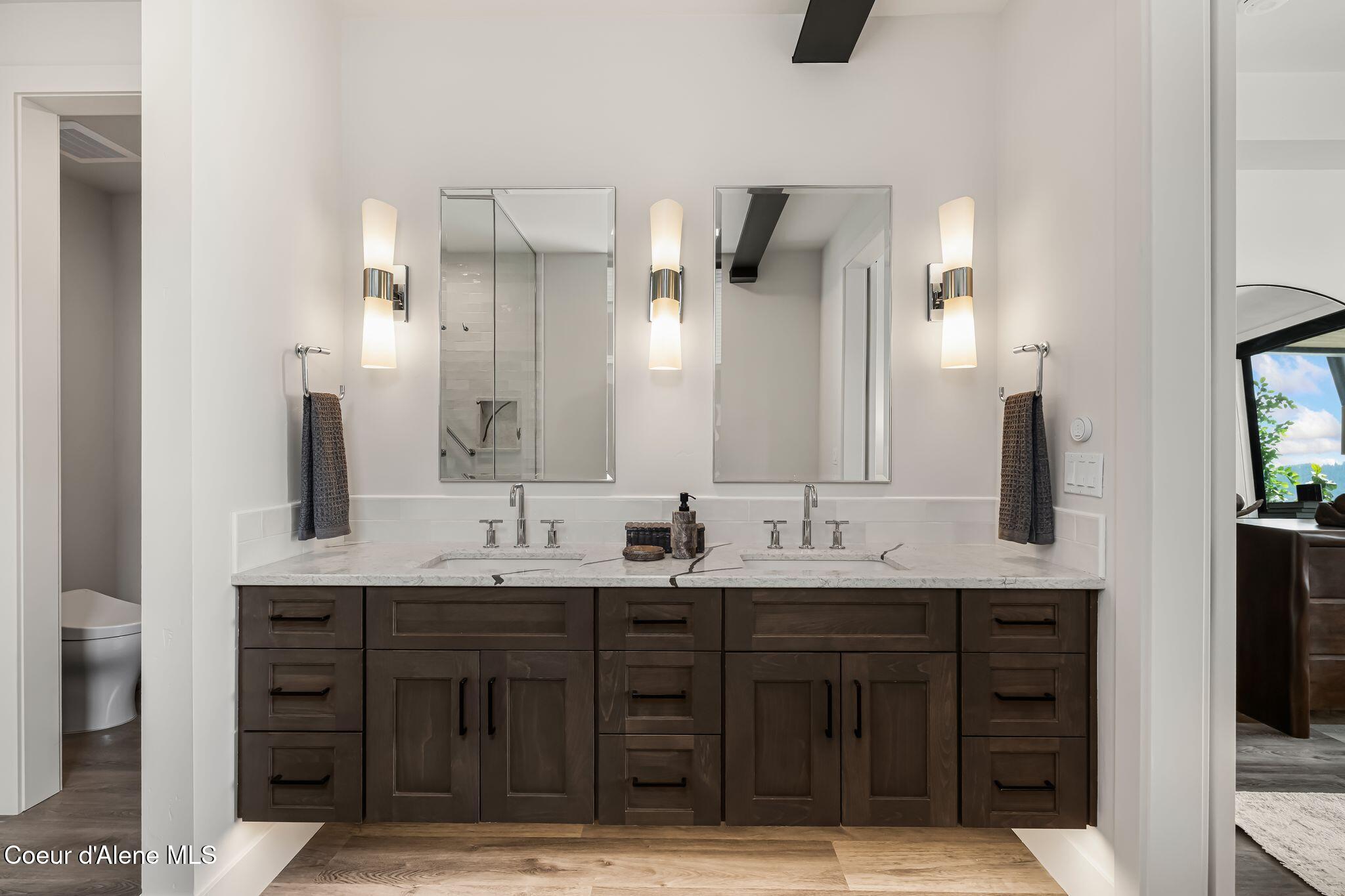 802 Sandpoint Avenue, Unit 8301 Sandpoint, ID 83864 - Photo 29 of 61 23_A7404387