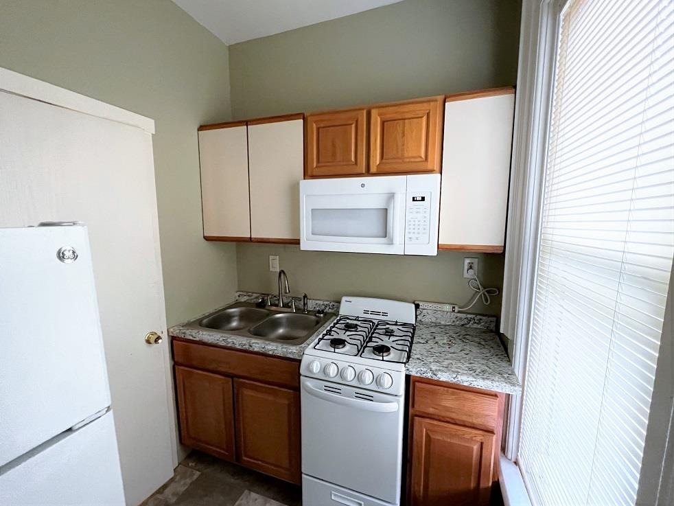 1009 9th Street Bay City, MI 48708 - Photo 12 of 18 Gallery Image 12