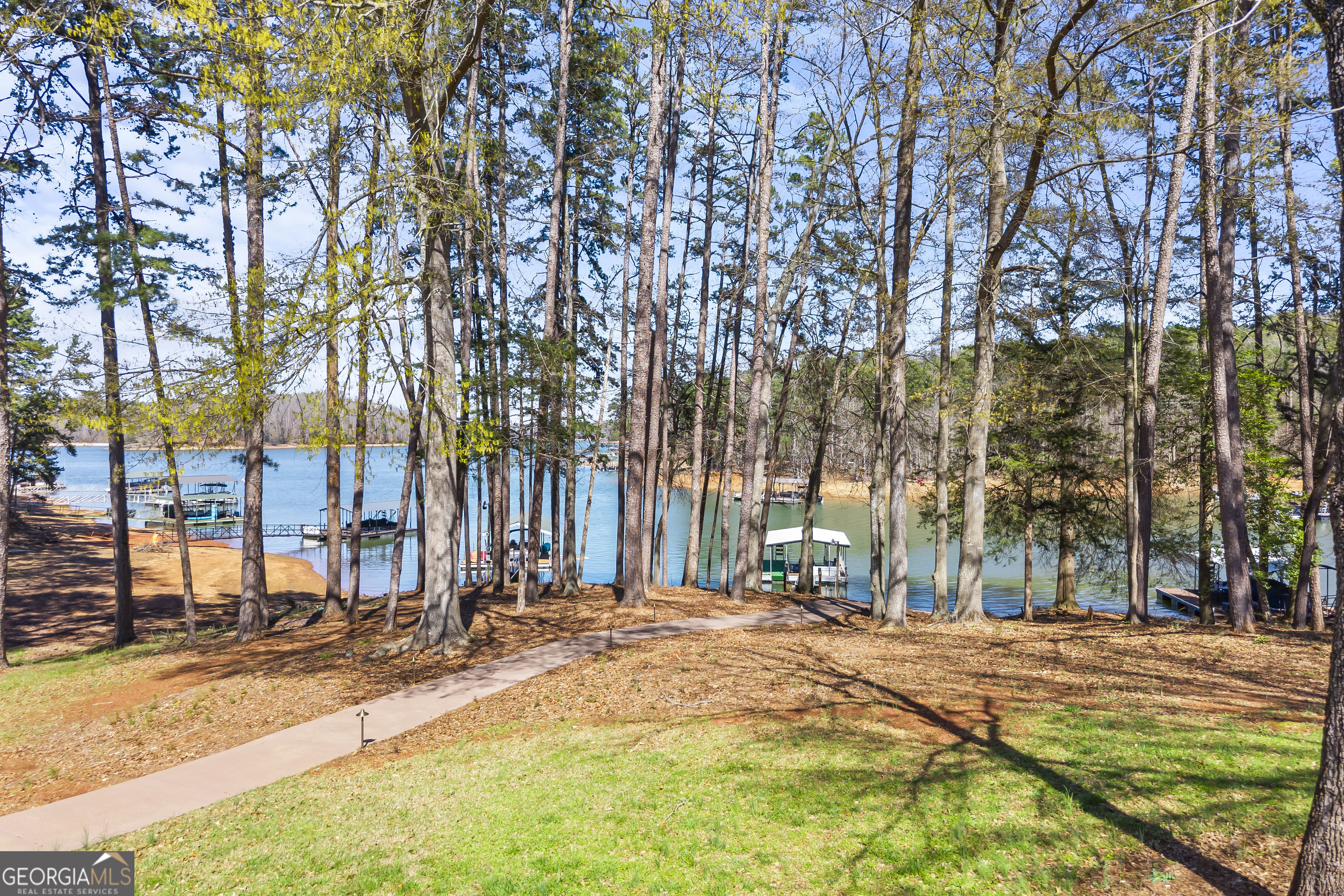 424 Capri Point Lavonia, GA 30553 - Photo 12 of 59