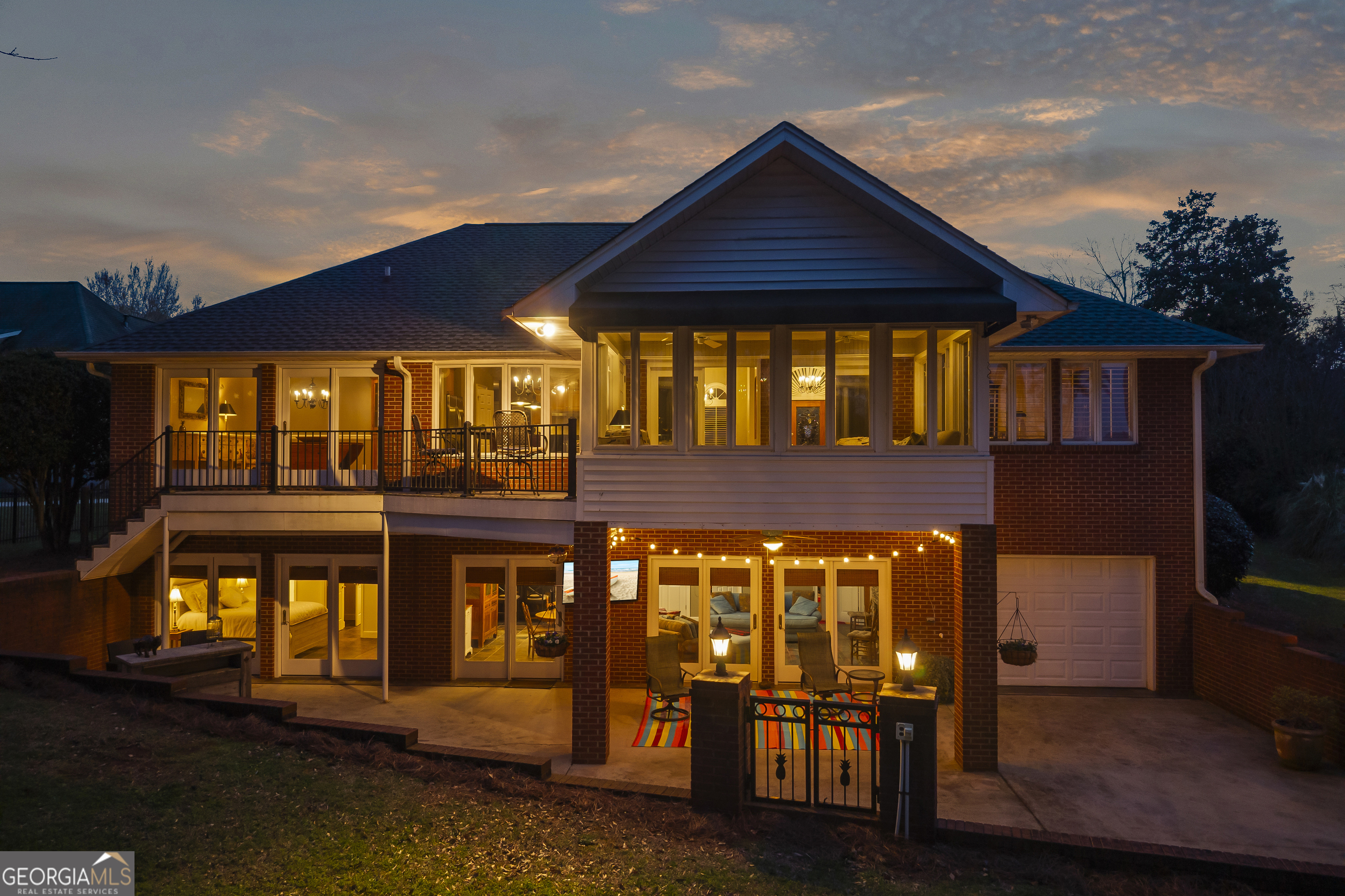 424 Capri Point Lavonia, GA 30553 - Photo 3 of 59