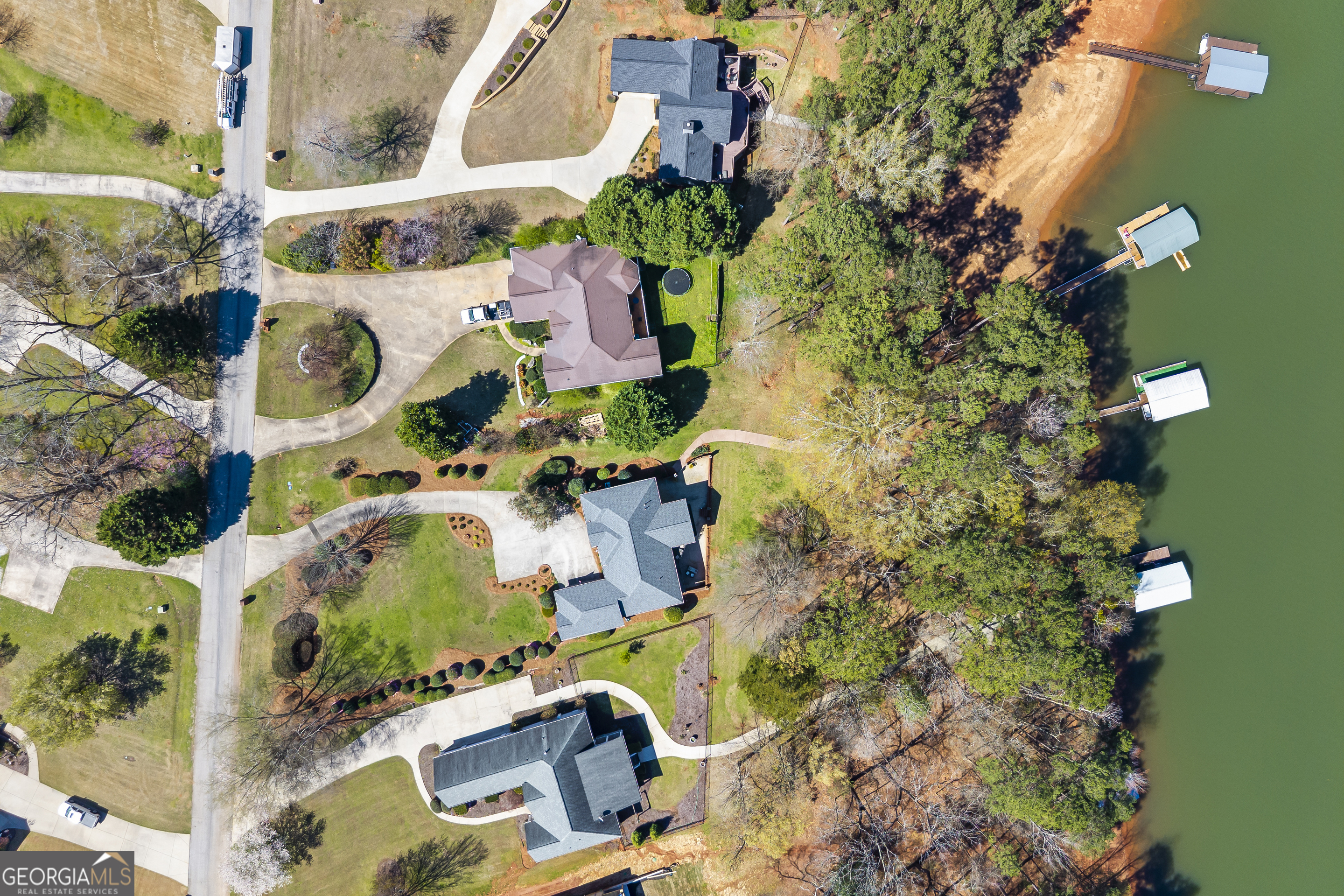 424 Capri Point Lavonia, GA 30553 - Photo 6 of 59