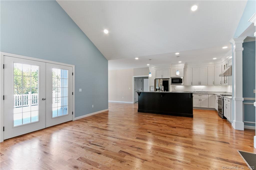 18 A Talcott Ridge Drive Middletown, CT 06457 - Photo 6 of 32