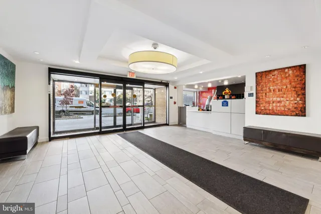 $1,900 | 5410 Connecticut Avenue Northwest, Unit 315, Washington, DC 20015