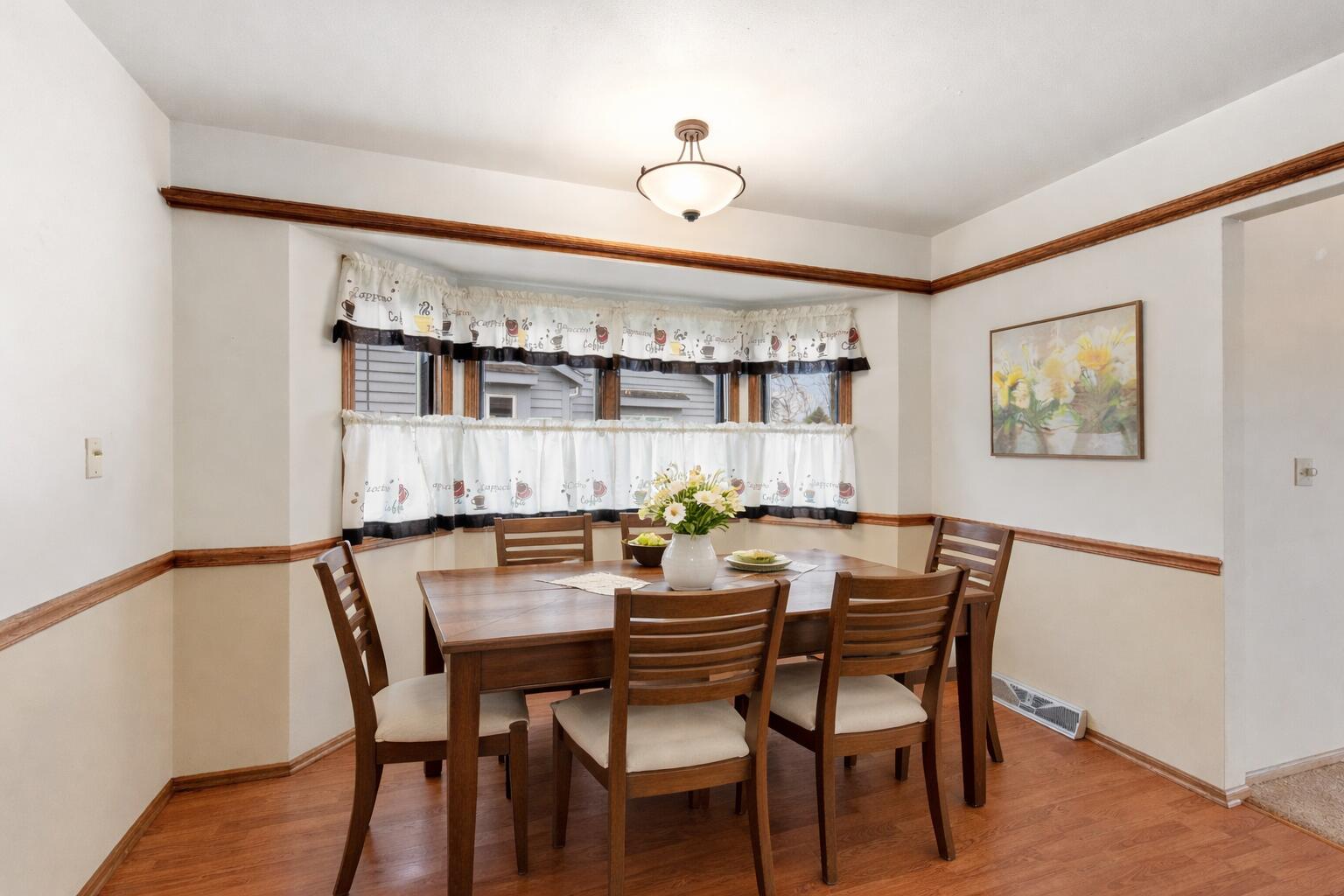 W180N9879 Riversbend Circle West Germantown, WI 53022 - Photo 6 of 21 1000081214