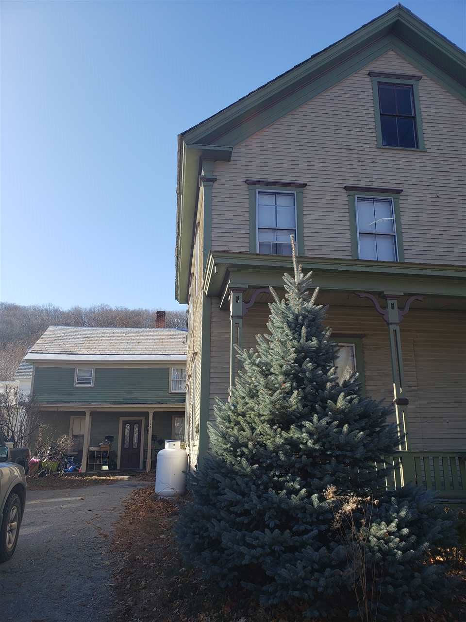 108 Atkinson Street Rockingham, VT 05101 - Photo 2 of 22