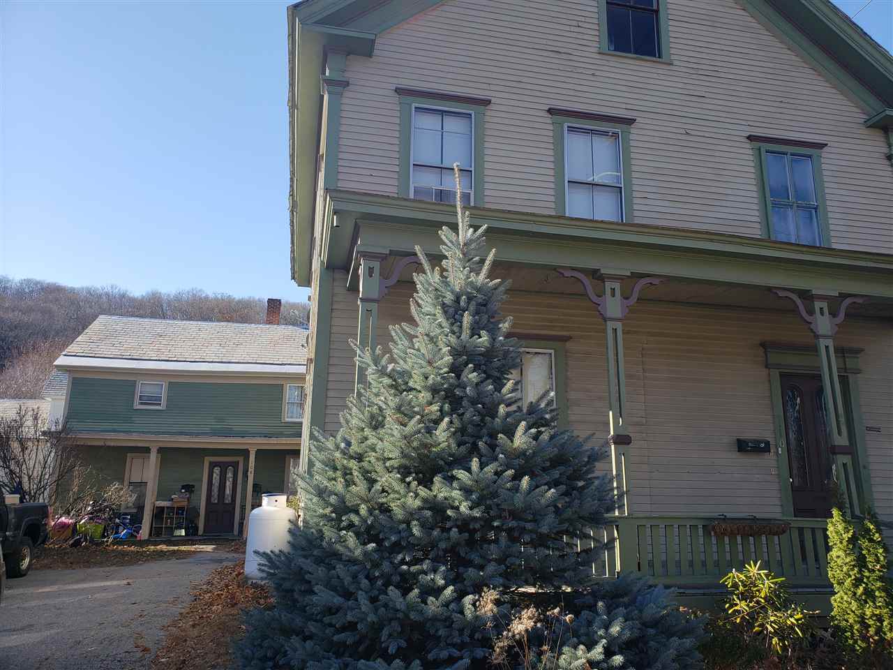 108 Atkinson Street Rockingham, VT 05101 - Photo 4 of 22