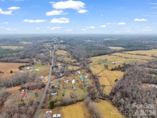 $425,000 | 827 Old Henrietta Road, Forest City, NC 28043