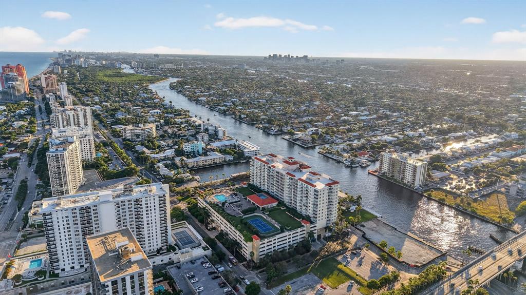 3020 Northeast 32nd Avenue, Unit 1207 Fort Lauderdale, FL 33308 - Photo 58 of 69 an aerial view of a city