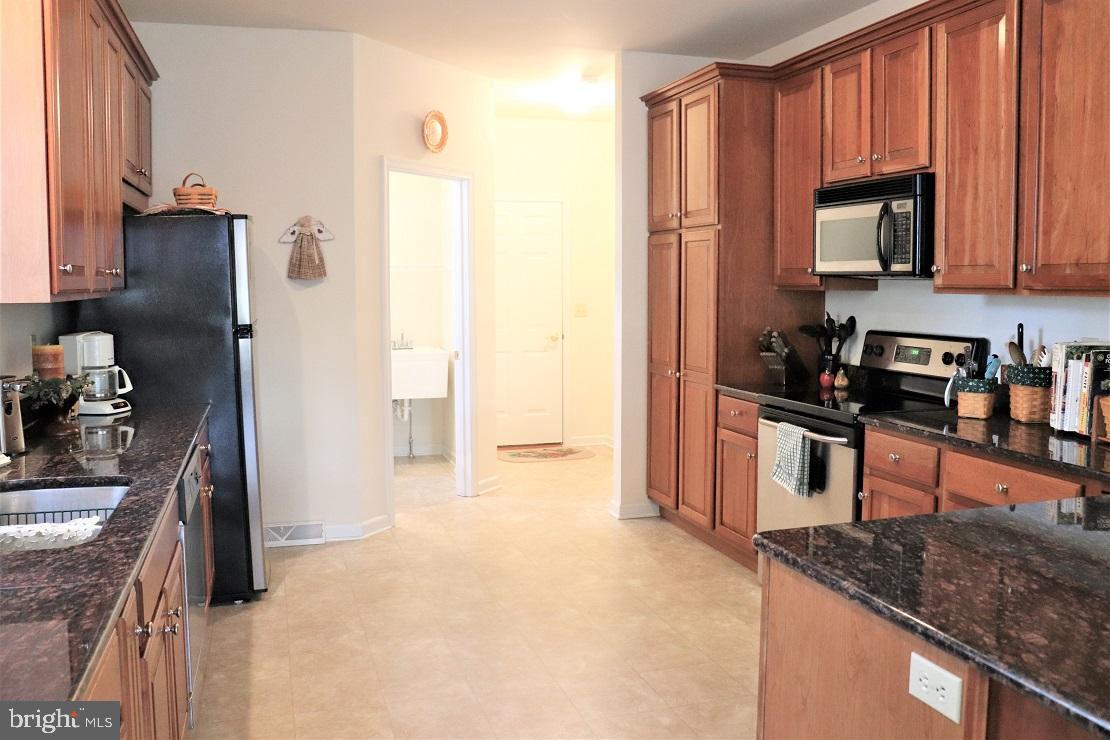 305 Stone Creek Road Lancaster, PA 17603 - Photo 14 of 33 Gallery Image 14