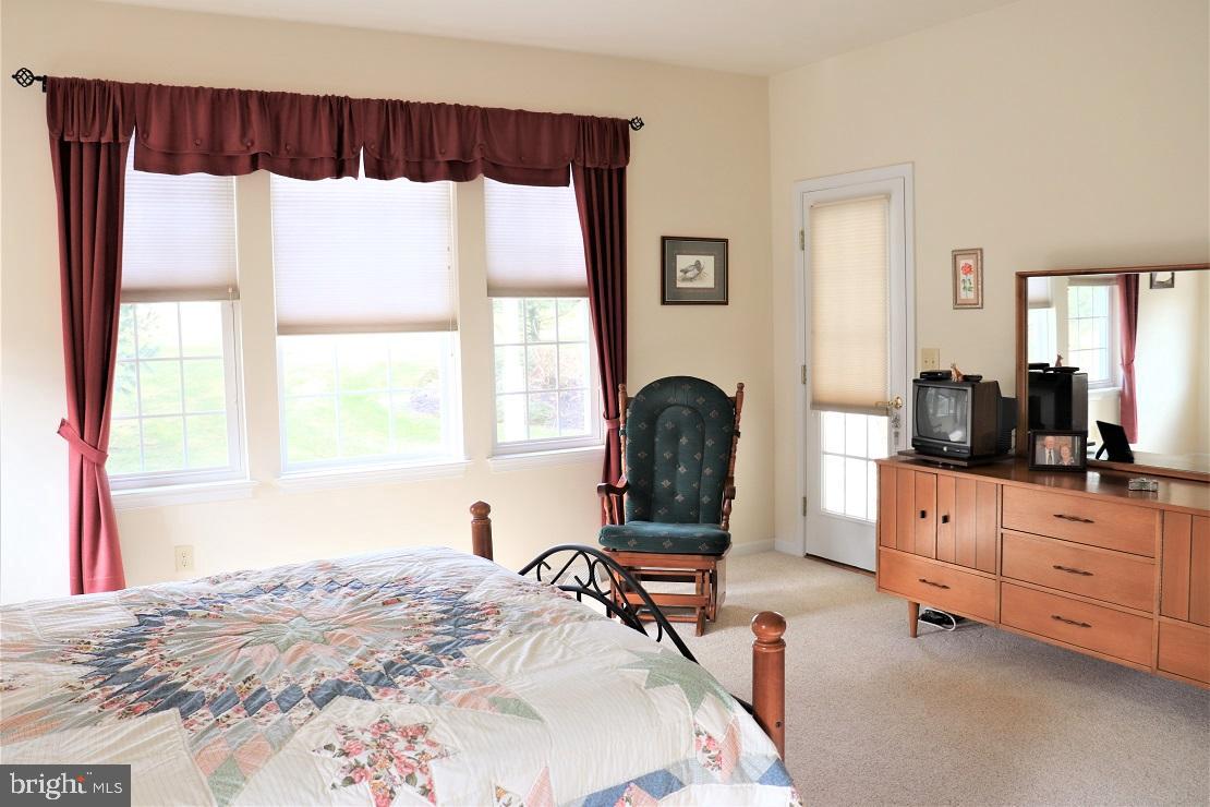 305 Stone Creek Road Lancaster, PA 17603 - Photo 18 of 33 Master Bedroom