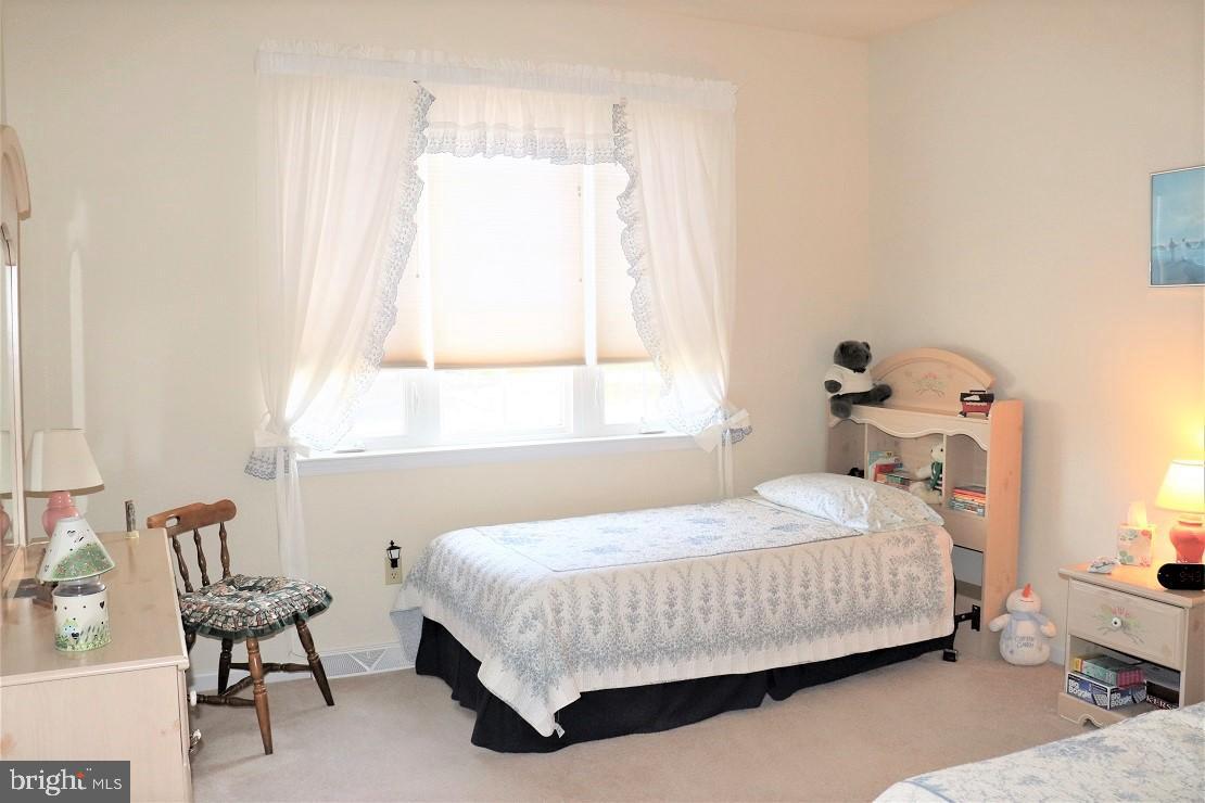 305 Stone Creek Road Lancaster, PA 17603 - Photo 24 of 33 Bedroom 2 with Double-Closet